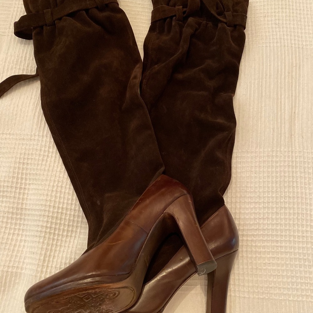 Suede knee high/slouch rich brown 4“ heel boots 8